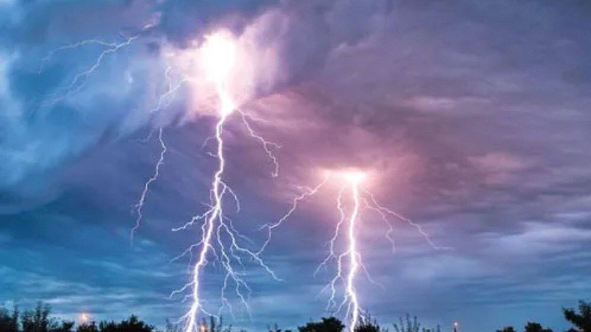 কুড়িগ্রামে বজ্রপাতে স্বামী-স্ত্রীর মৃত্যু